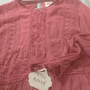 Long sleeve pink blouse